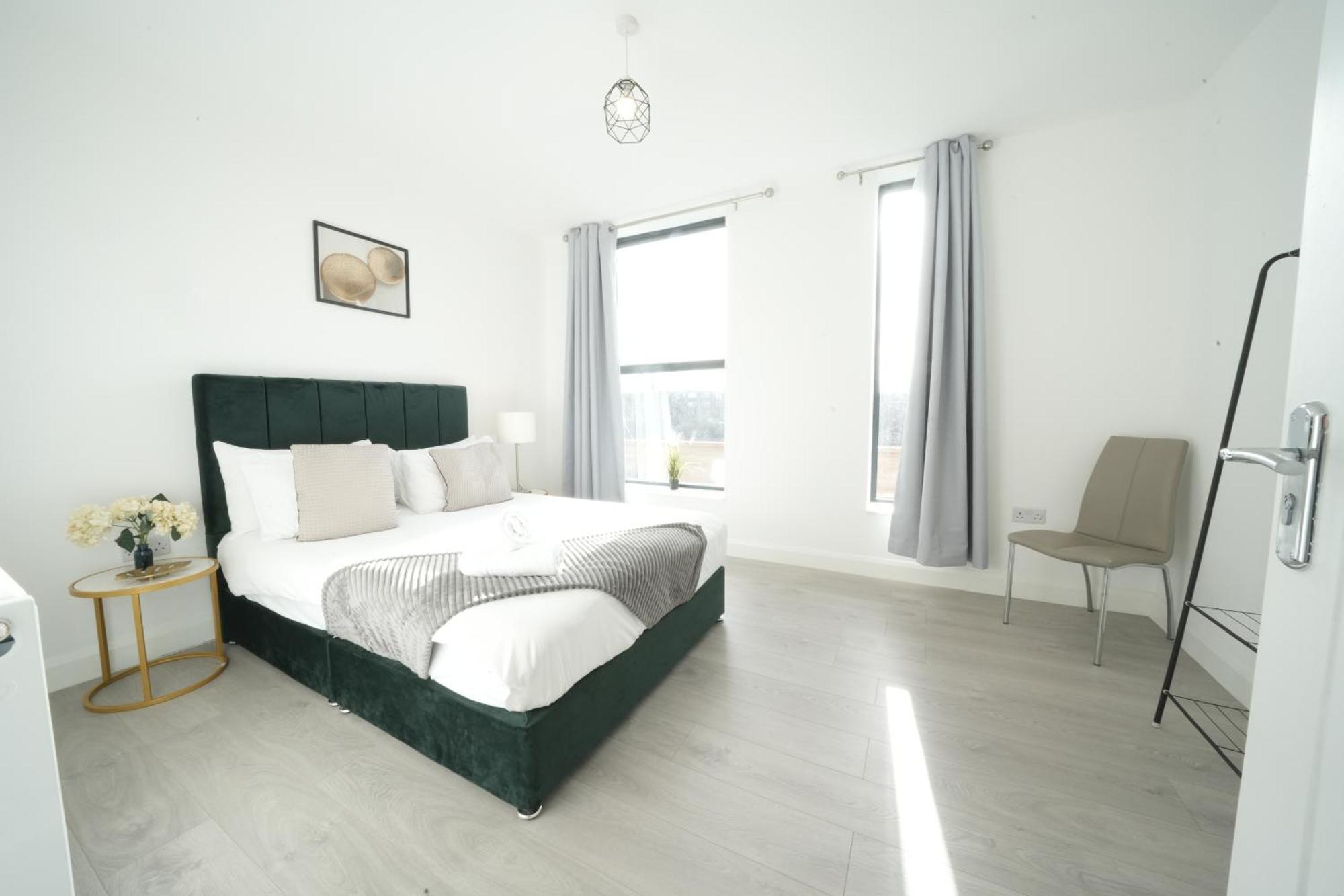 Ealing Broadway Great Stay 7-Minute Walk From The Underground Екстер'єр фото