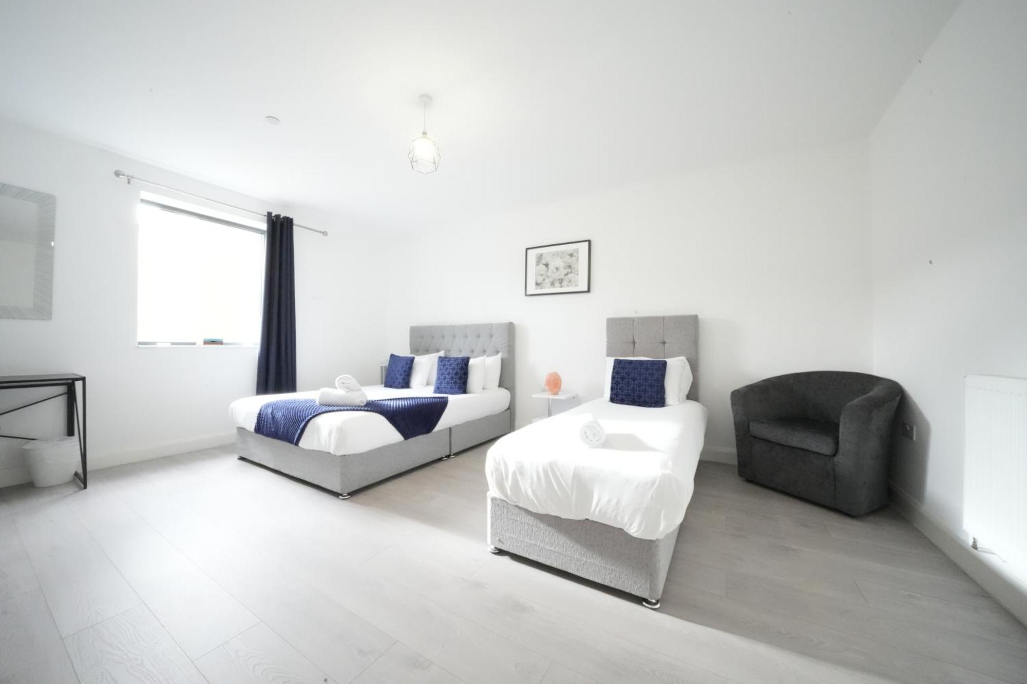 Ealing Broadway Great Stay 7-Minute Walk From The Underground Екстер'єр фото