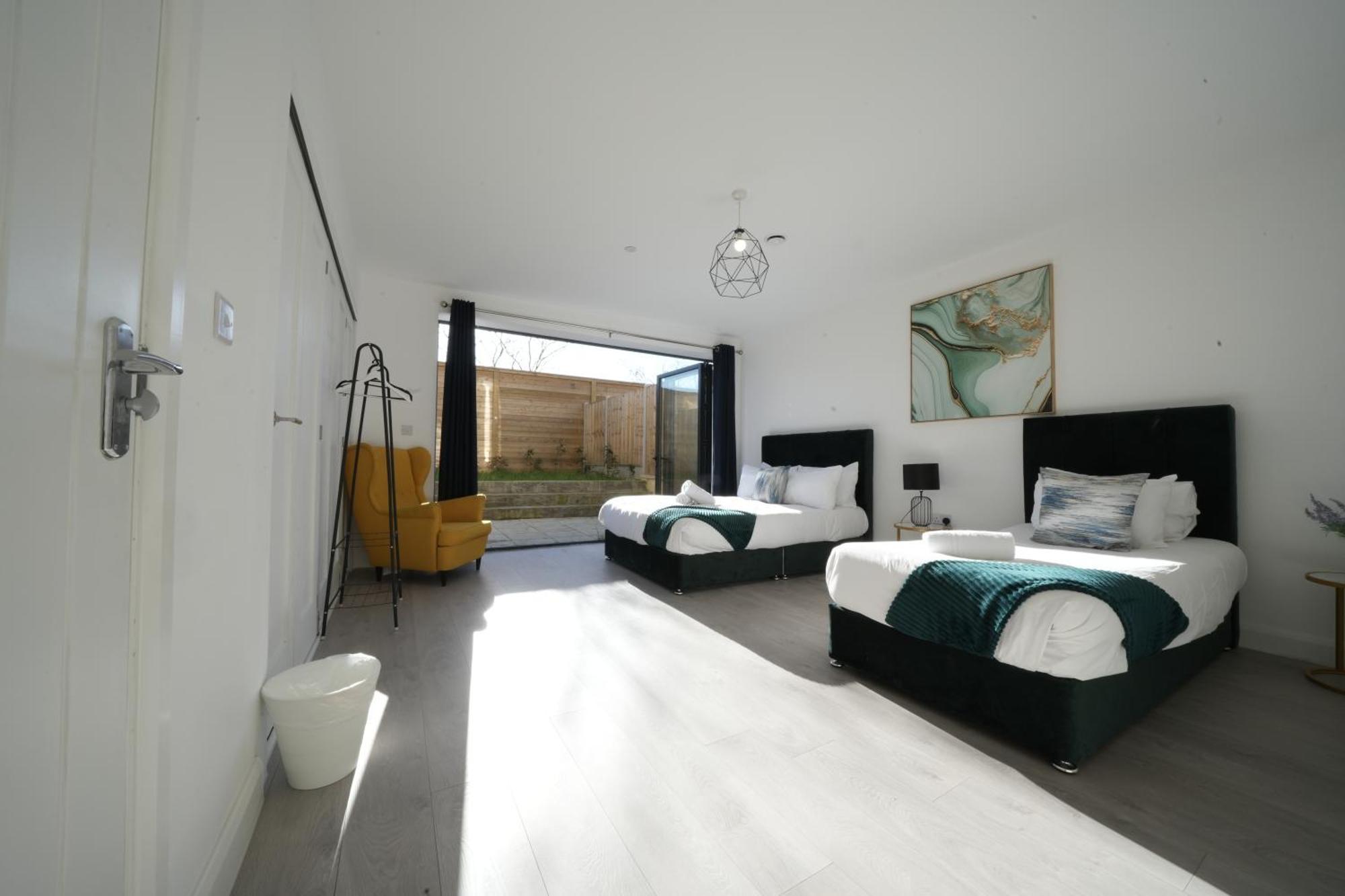 Ealing Broadway Great Stay 7-Minute Walk From The Underground Екстер'єр фото