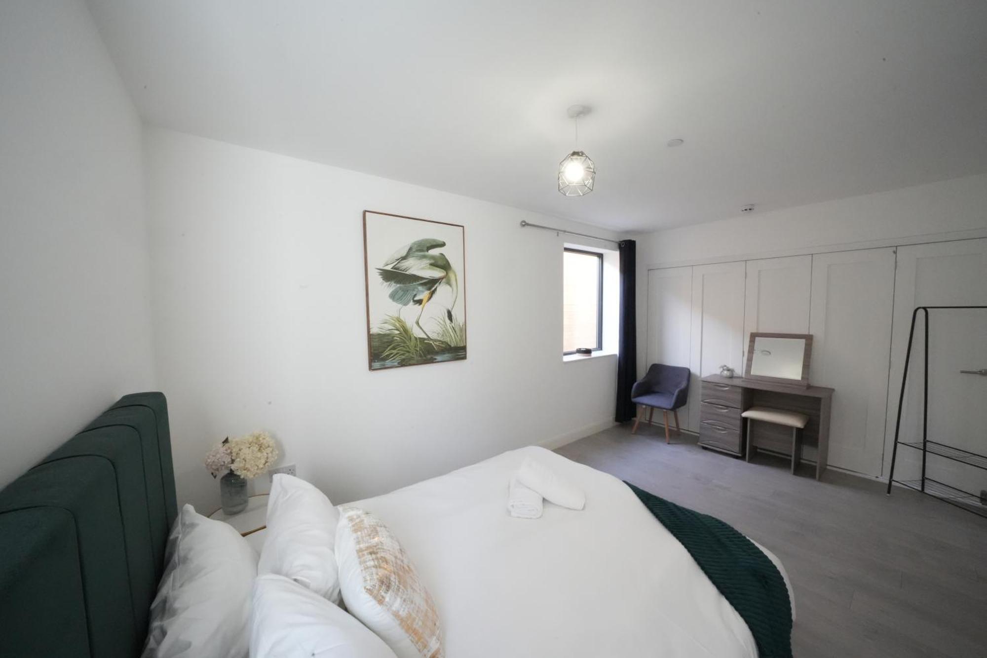 Ealing Broadway Great Stay 7-Minute Walk From The Underground Екстер'єр фото