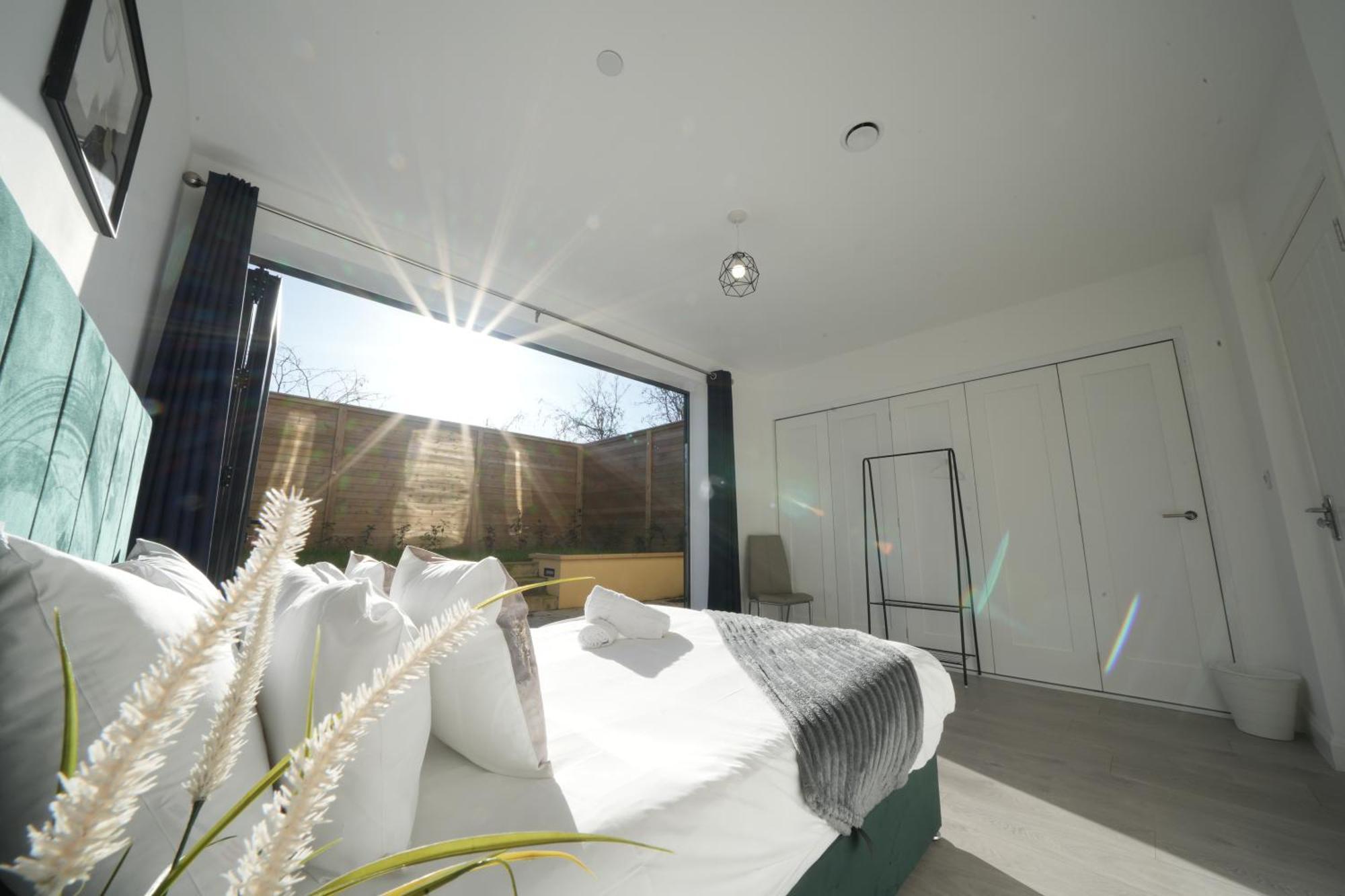 Ealing Broadway Great Stay 7-Minute Walk From The Underground Екстер'єр фото
